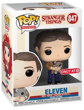 Eleven avec ours en peluche