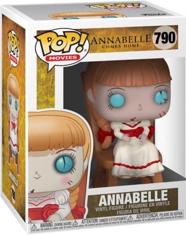 Annabelle sur une Chaise