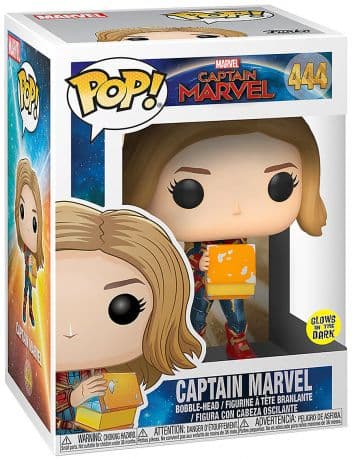 Captain Marvel avec Tesseract