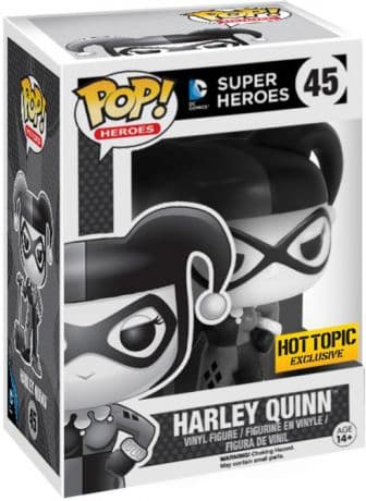 Harley Quinn avec Maillet – Noir et Blanc