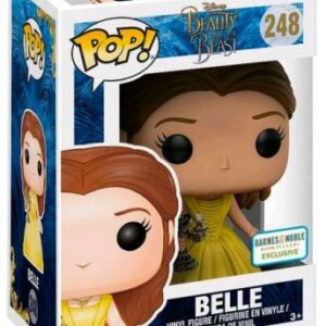 Belle avec Chandelier