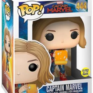 Captain Marvel avec Tesseract