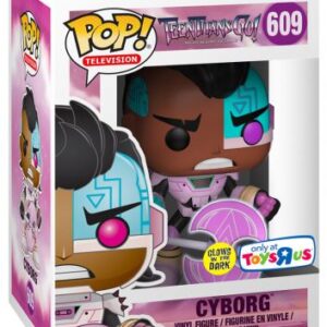 Cyborg avec Hache qui brille dans le noir